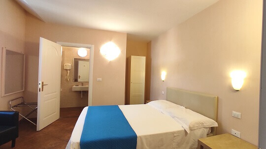 images comfort double room hotel rita major