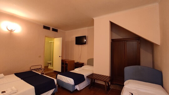 images economy quadruple room hotel rita major florence